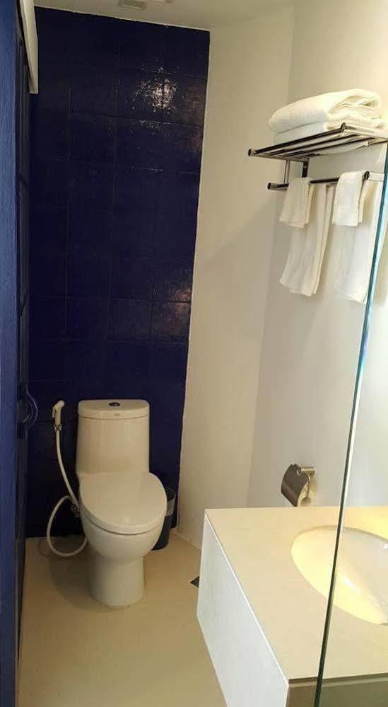Glo'S Space Boracay Dmall By Tripzyfun Balabag  Esterno foto