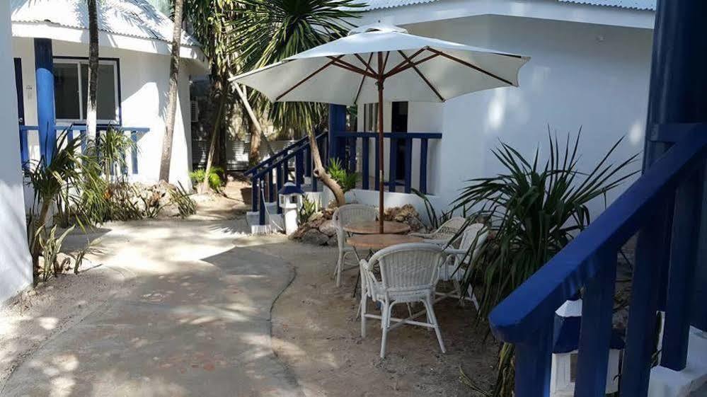 Glo'S Space Boracay Dmall By Tripzyfun Balabag  Esterno foto